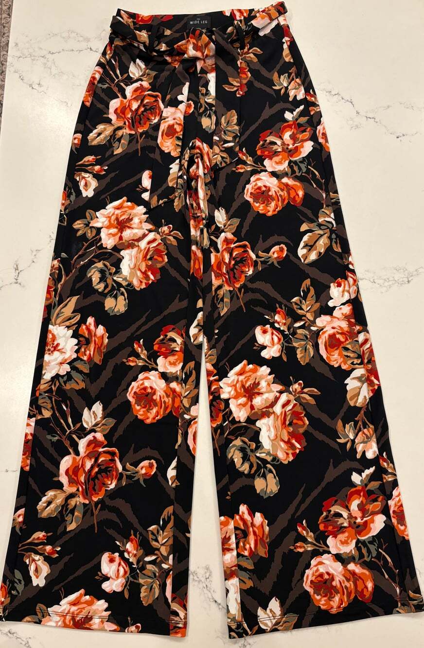 XXS WHBM The Wide Leg Flowy Stretchy Wide Leg Floral Pant Roses Comfy Workwear